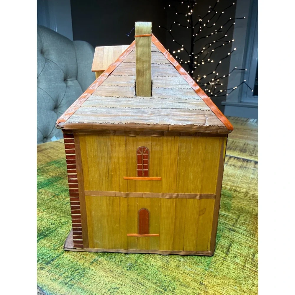Straw Marquetry House Jewelry Box Brown Good Folk Art